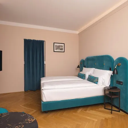 Stadt Citta Hotel