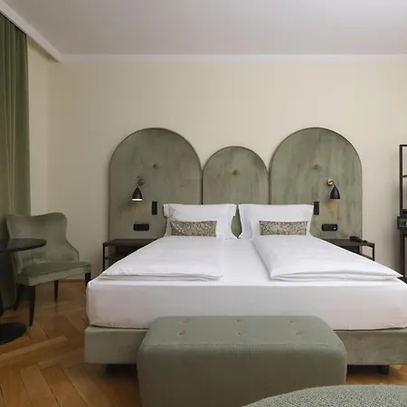 Hotel Stadt 4*