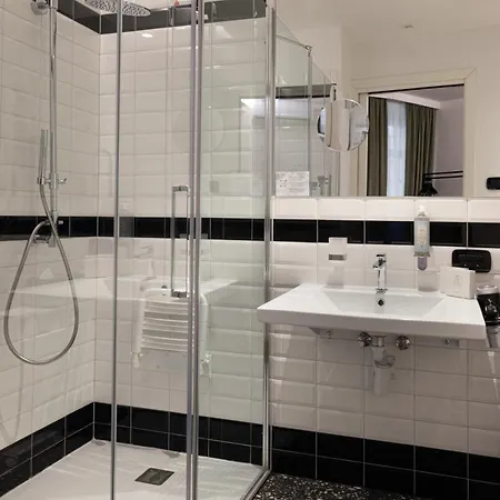 Stadt Citta Hotel 4*