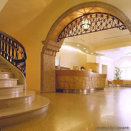 Stadt Citta 4* בולצאנו