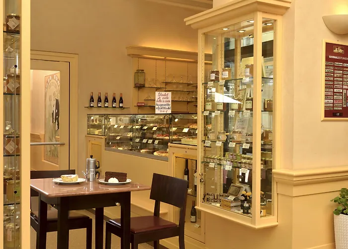 Stadt Citta Hotel 4*